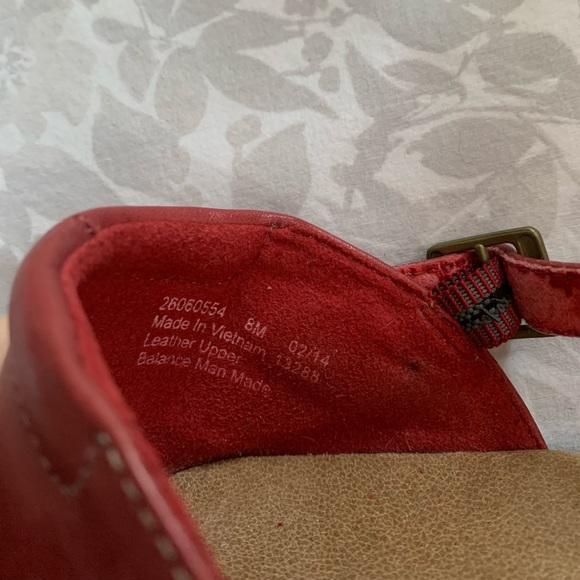 Clarks Women’s Wedge Fisherman Sandals - Picture 6 of 8